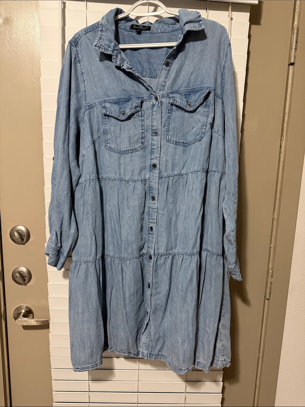 Velvet Heart Light Blue Denim Tiered Button-Front Dress